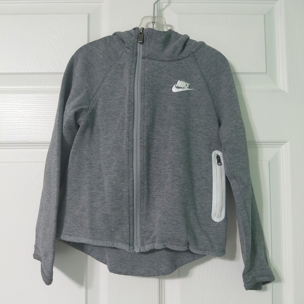 Nike Kids Gray Tech Fleece Full Zip Hoodie Jacket Size 6X 6-7 Yrs